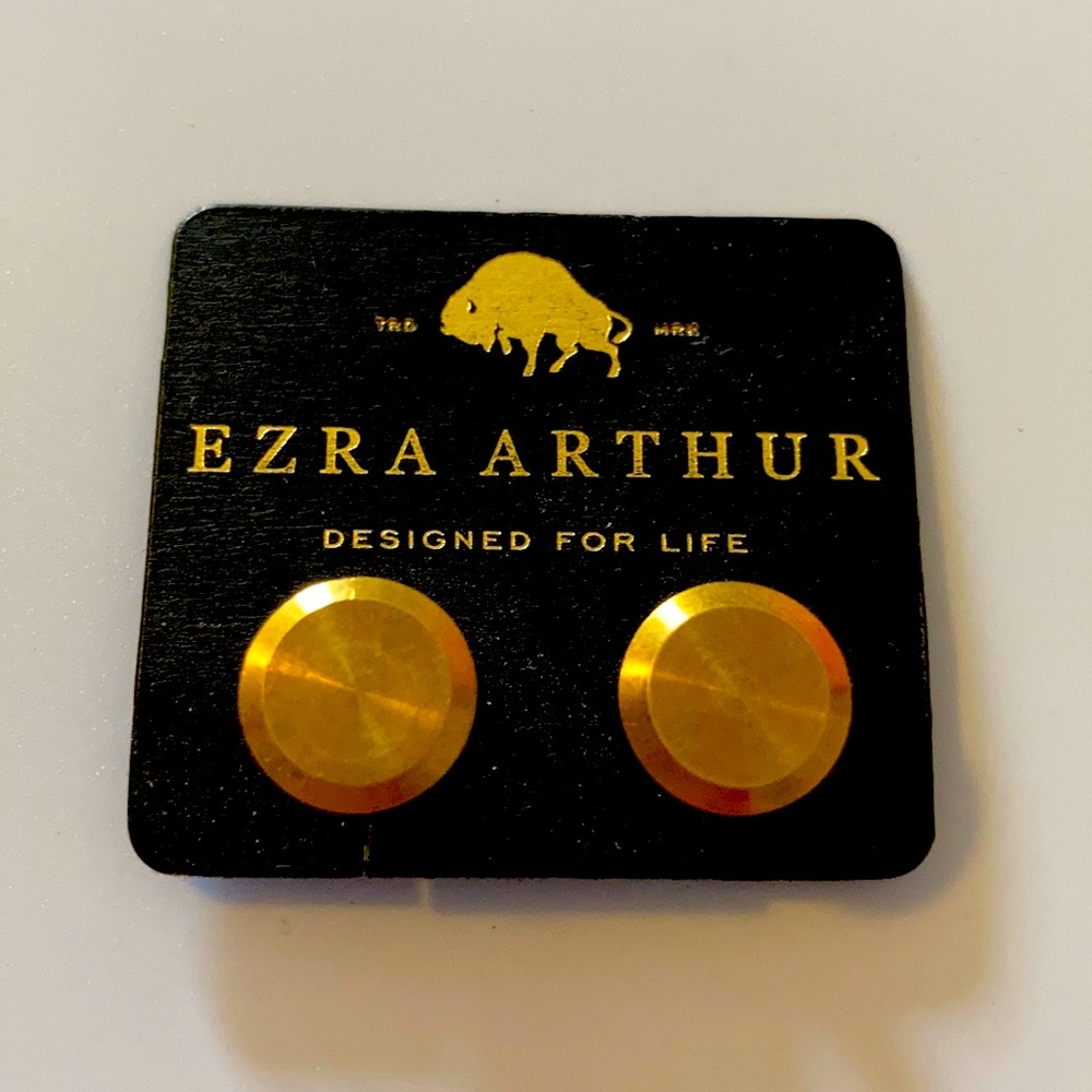 Cufflinks by Ezra Arthur